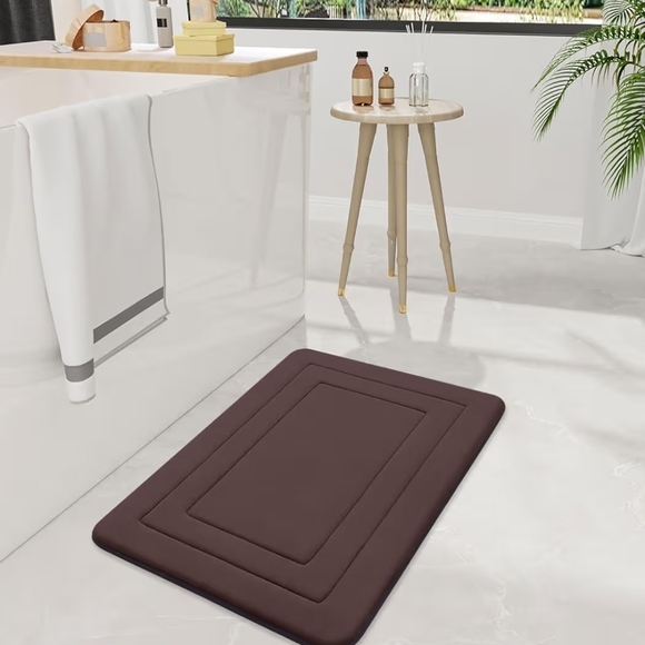 Luxurious Brown Bath Mat - Picture 6 of 9